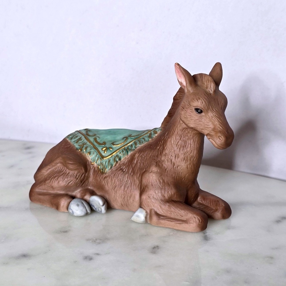 Royal Doulton Classic Nativity Lying Donkey Figurine Holiday Decoration Ceramic
